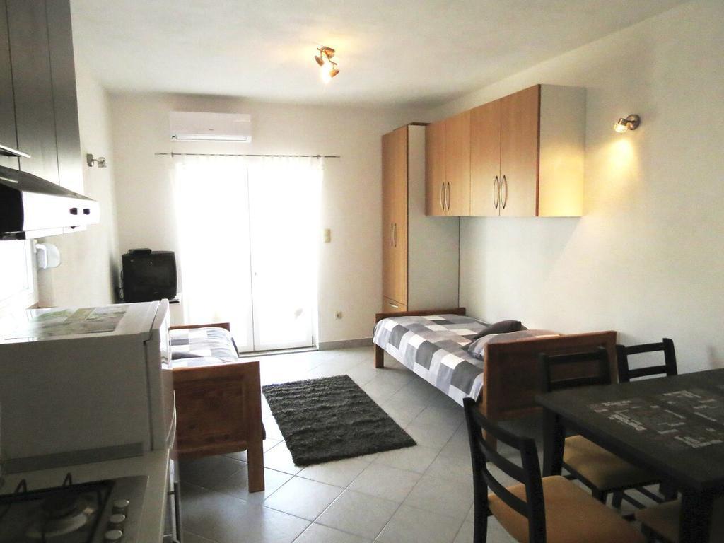 Apartments Ljubicic Podstrana Værelse billede