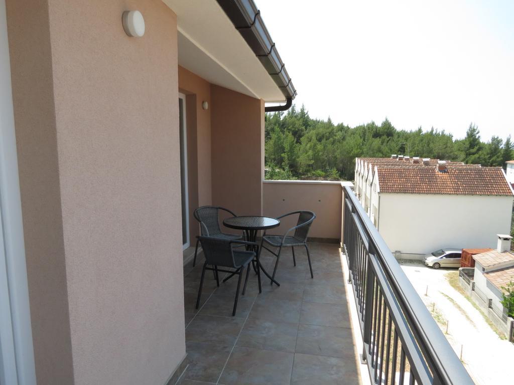 Apartments Ljubicic Podstrana Værelse billede