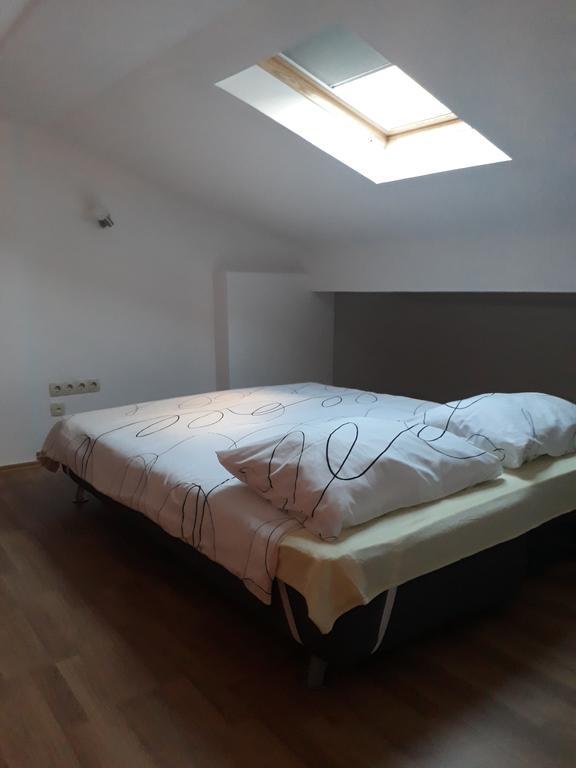 Apartments Ljubicic Podstrana Eksteriør billede